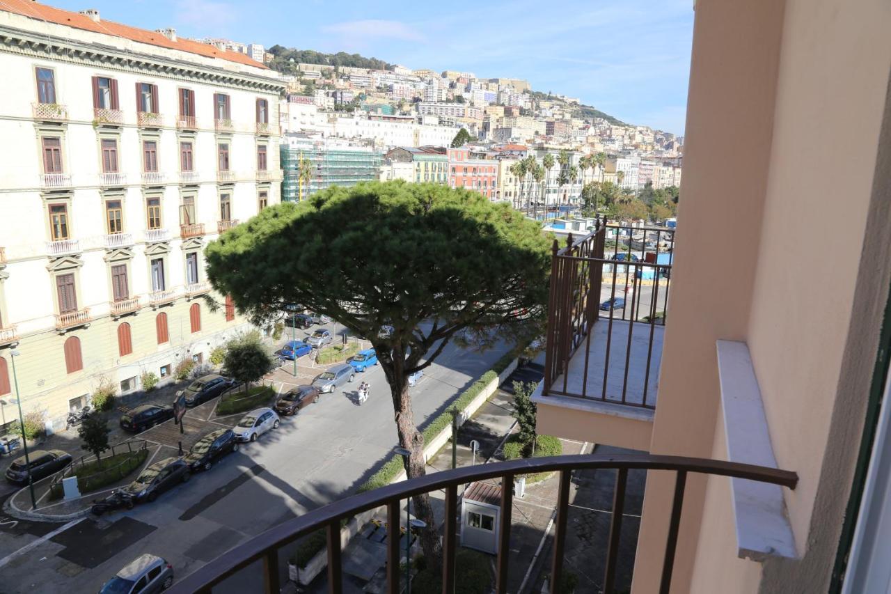 Yourelais Pergolesi Neapel Exterior foto